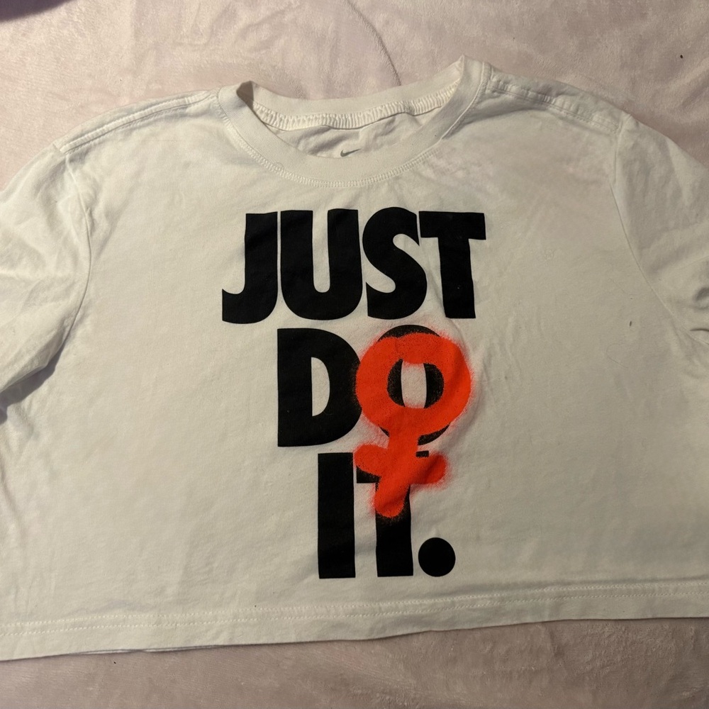 Nike Crop Top Tee in White with Black Logo